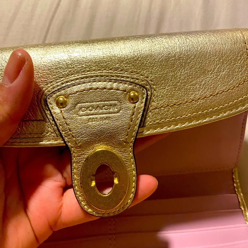 Coach Y2K Legacy Turnlock Wallet, Gold